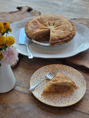 Heirloom Apple Pie | Red Bird Bakery X Gold Ridge Organic Farms | 9"