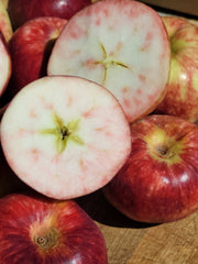 Organic Heirloom Apples | Strawberry Parfait Variety 20# Apple Box